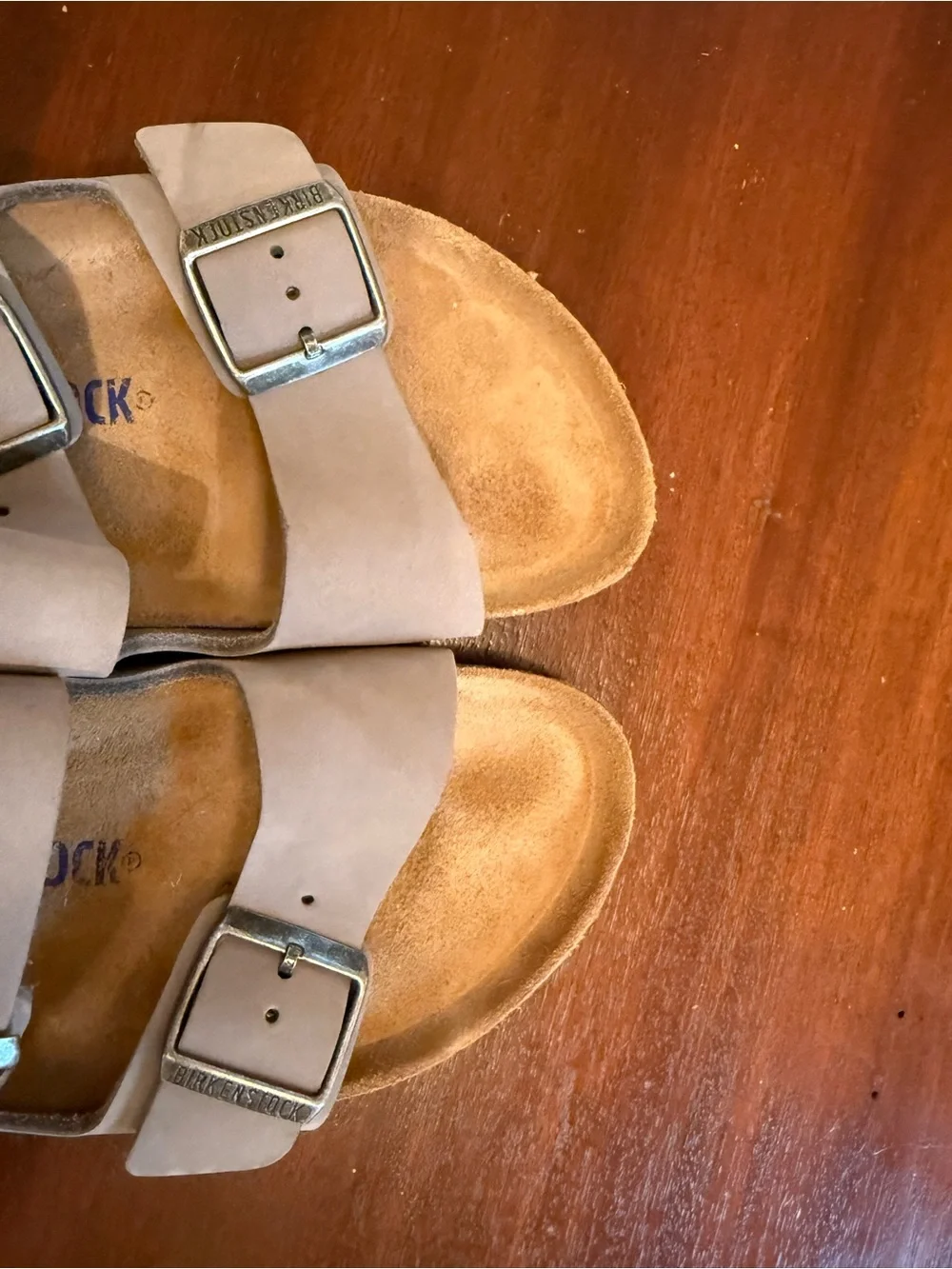 Birkenstock Size 40 Arizona Sandals in Light Grey